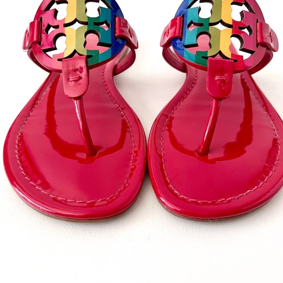 TORY BURCH | Miller Bright Rainbow Ruby Red Patent Leather Sandal Flip Flop 8 - Picture 4 of 14